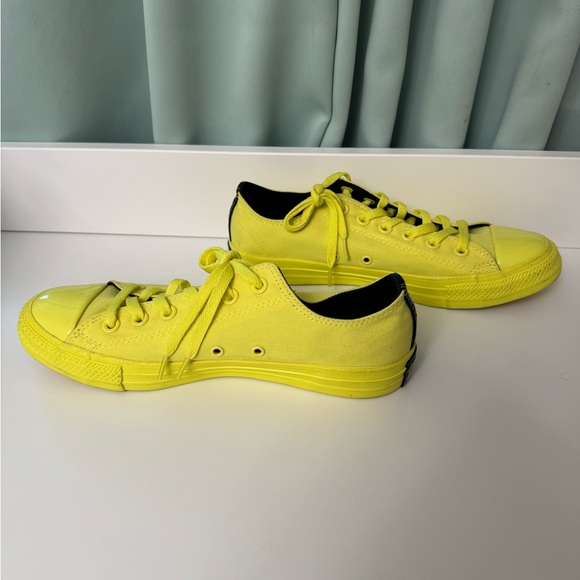 Converse OPI x Chuck Taylor All Star Low 'Pump Up the Volume. Rare! - Picture 5 of 9